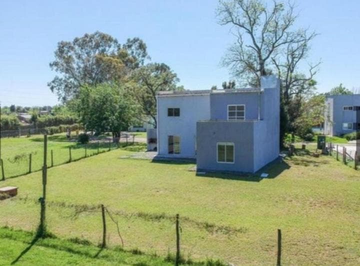 Casa a Estrenar en Barrio Cerrado La Candida de Tres Dorm. - La Plata L Brandsen - 3
