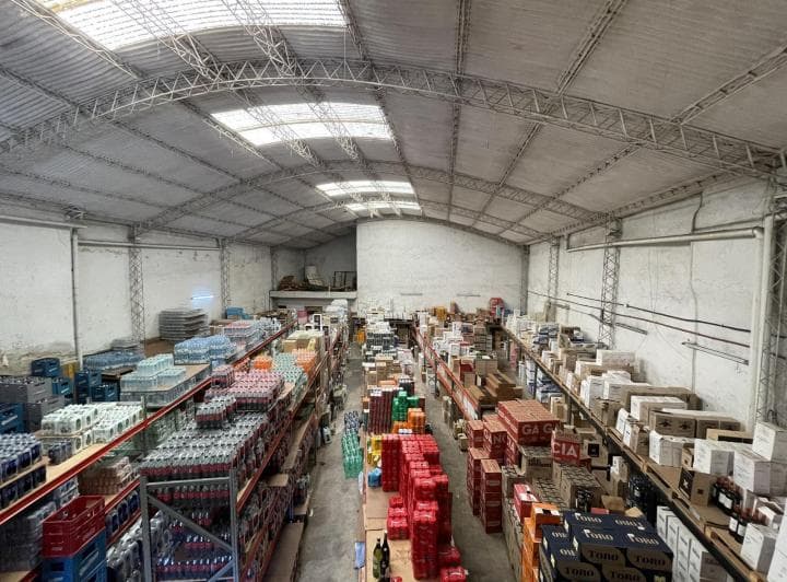 ¡Venta! Amplio Galpón en Bv Mitre ¡Con Escritura! - 4