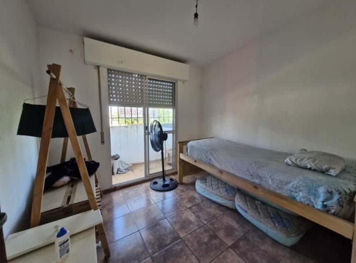 Venta - Casa Planta Alta - 2 Dorm. - Balcon - Barrio Bella Vista - 2