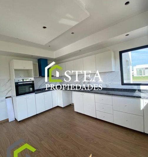 Casa en Venta - Barrio San Felipe - 4