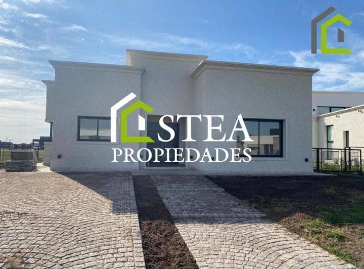Casa en Venta - Barrio San Felipe - 3