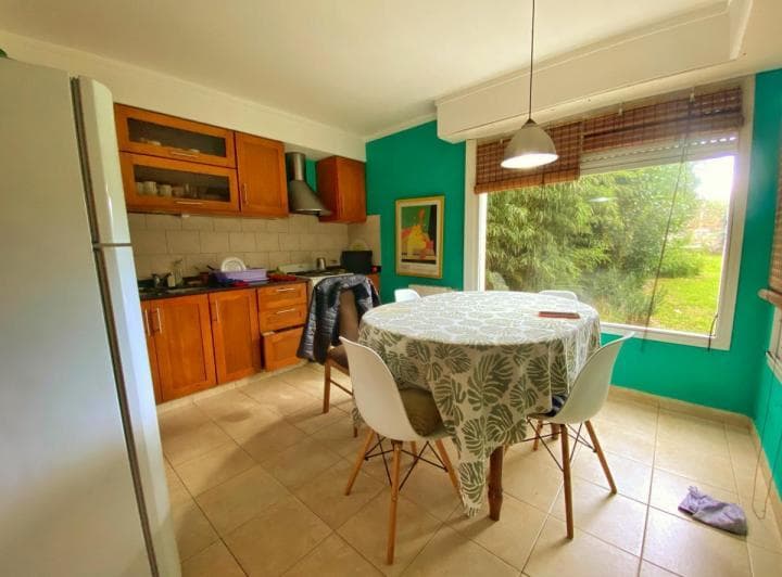 Venta de Chalet 5 Ambientes Estilo Moderno - Barrio Los Pinares - 3
