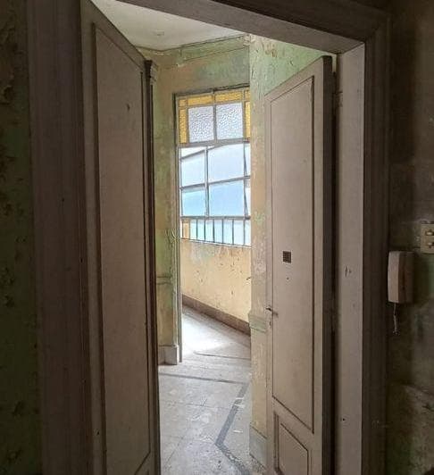 Casa de 2 Plantas Para Refaccionar - Oportunidad en Constitución - 5