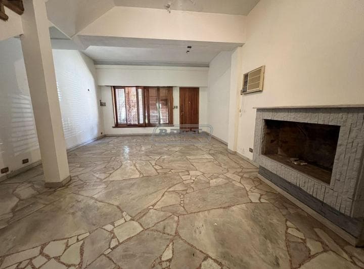 Casa 5 Ambientes. | Chacabuco Al 700 - 3