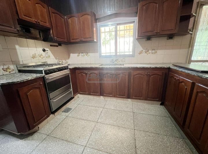 Casa 5 Ambientes. | Chacabuco Al 700 - 5
