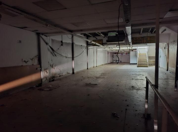Espectacular Local Comercial en Alquiler - 3