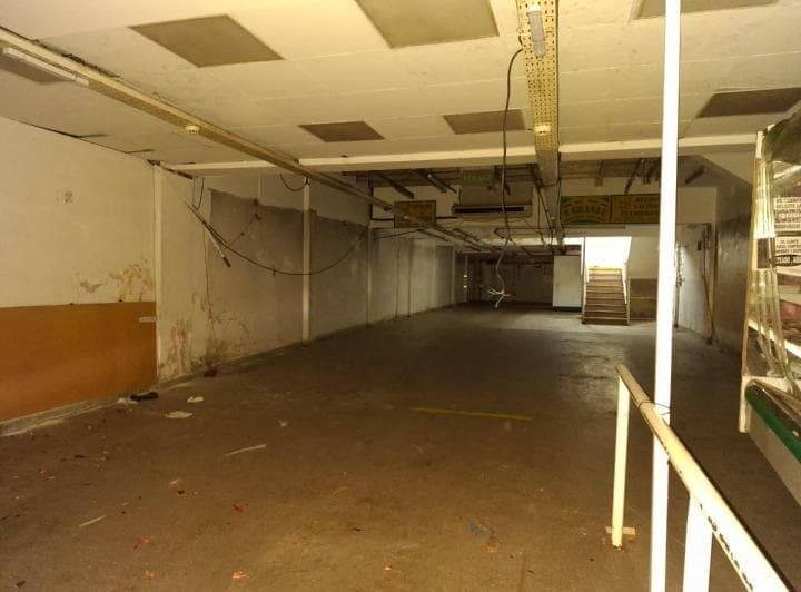 Espectacular Local Comercial en Alquiler - 4