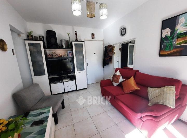 Av Jujuy Al 500 - Frente 44 m² Impec Balcon V/panoramica T/sol T/externo - 4