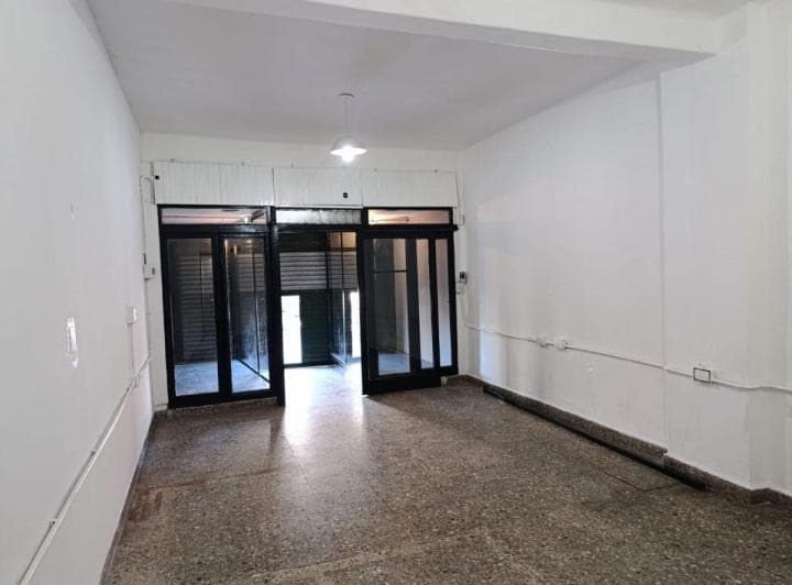 Alquiler de Local en Merlo Norte - Sobre Av H. Yrigoyen a 4 Cuadras de La Estacion - 4
