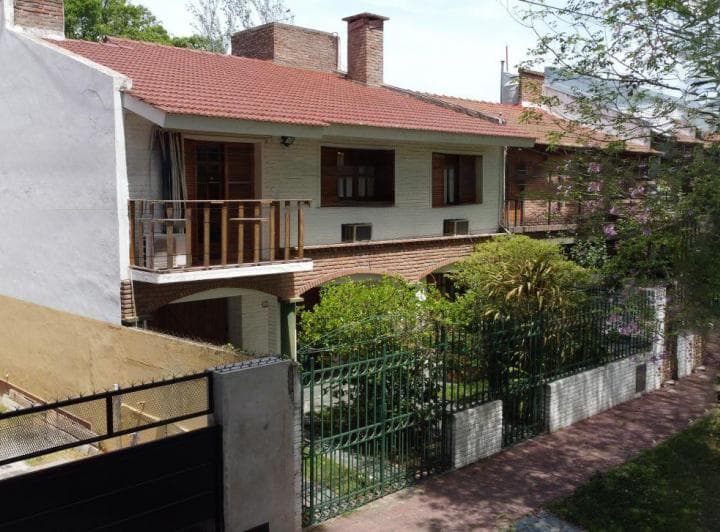 Alberdi Residencial, Perdriel 331 - 2