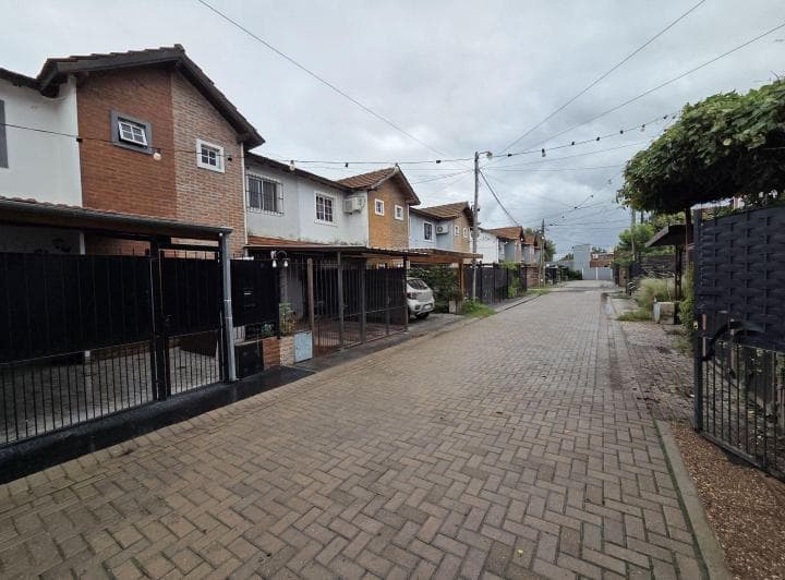 Departamento 4 Ambientes. | Leandro N. Alem Al 3700 - 3