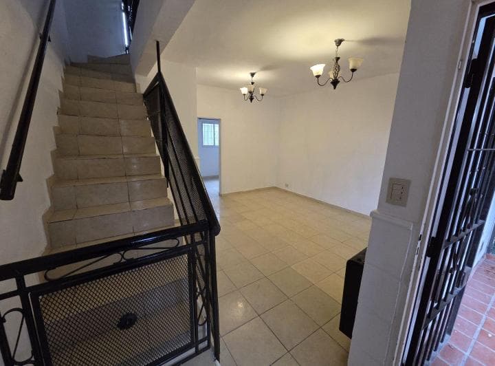 Departamento 4 Ambientes. | Leandro N. Alem Al 3700 - 5