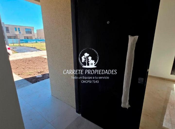 Oportunidad! Moderna Casa Tipo Dúplex en Venta de 5 Ambientes. Springpark. Pilar. - 5