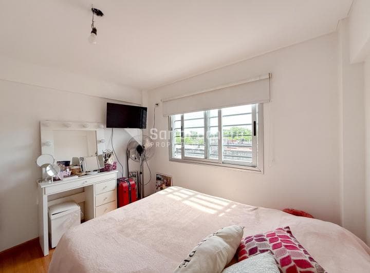 Venta Departamento 2 Ambientes con Balcon y Cochera en Haedo Sur. - 5