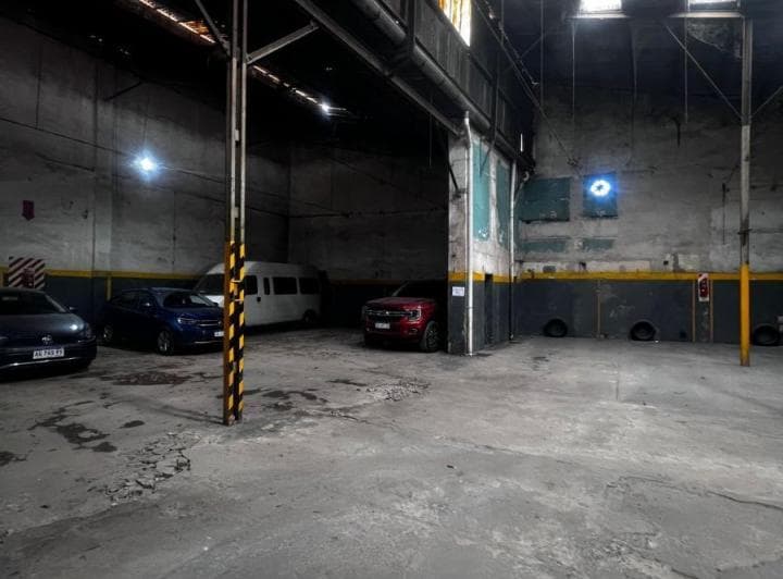 Depósito con 1000 m² Construidos en Alquiler, Avellaneda - 4