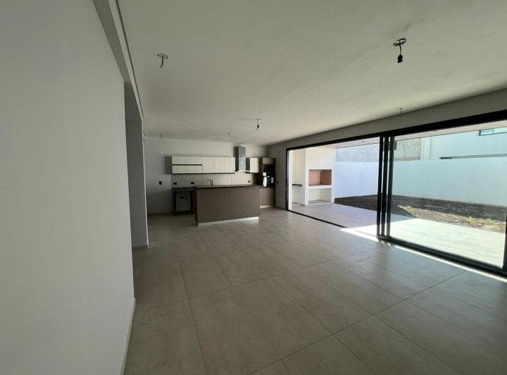 Casa a La Venta a Estrenar Rincones de Manantiales - 2