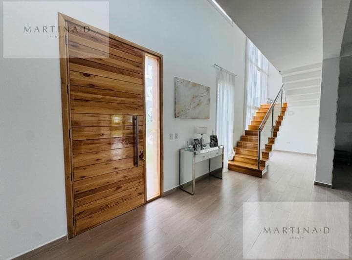 Casa en Venta - 4 Dorm. - Jardin - Pileta - Barrio Haras Santa Maria - Escobar - 4