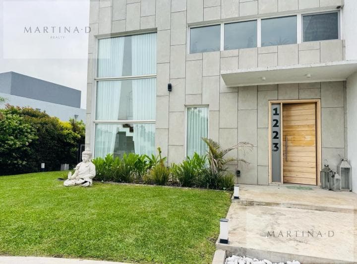 Casa en Venta - 4 Dorm. - Jardin - Pileta - Barrio Haras Santa Maria - Escobar - 2
