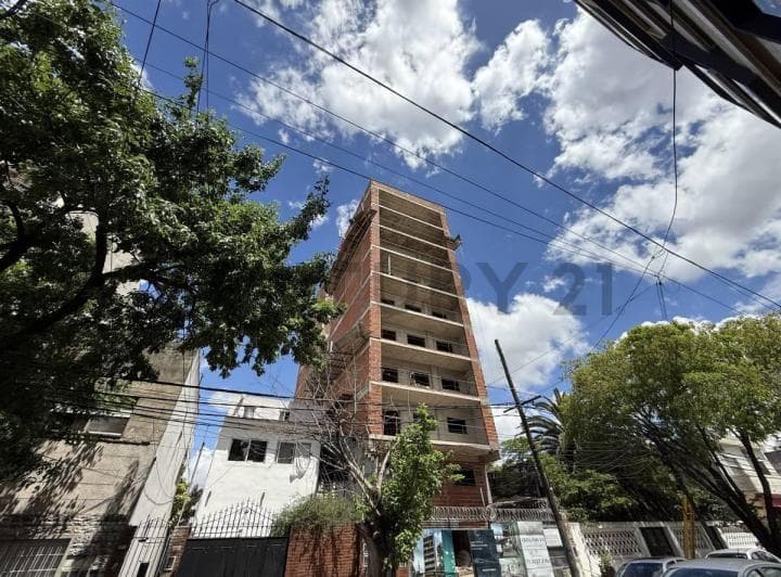 Venta Departamento 3 Ambientes Caseros 80 m² Pozo - 2