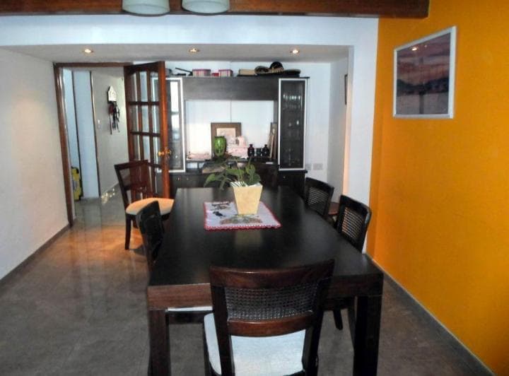 Casa en Rafael Calzada - 2