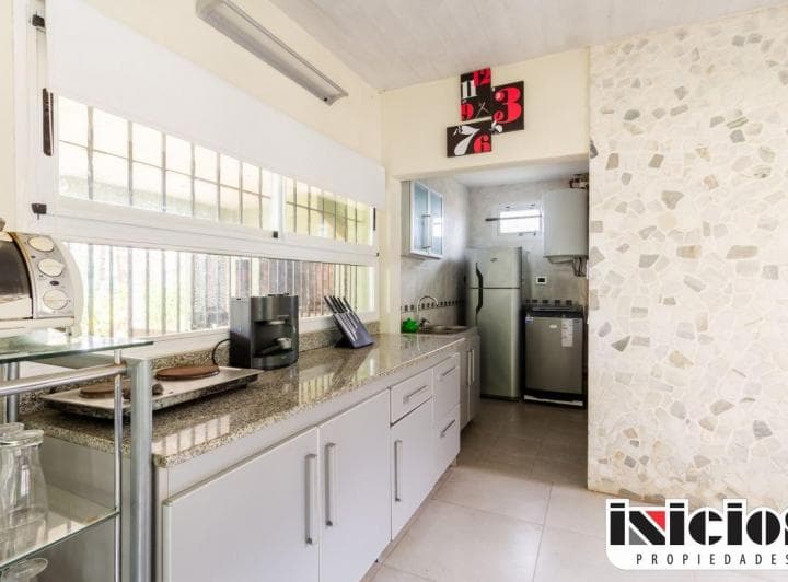 Chalet: Quinteros N° 3186 E/ Blanco y Suarez - Nueva Atlantis - C995 - 5