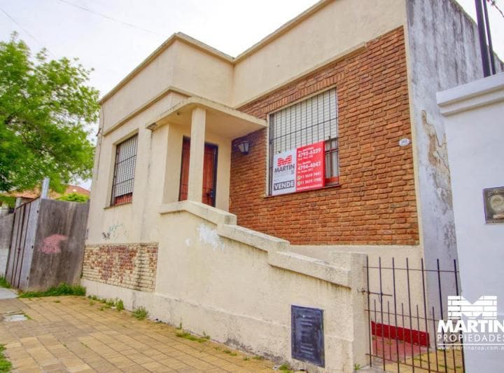 Casa y Departamento de 6 Ambientes en Venta en Tigre - 2