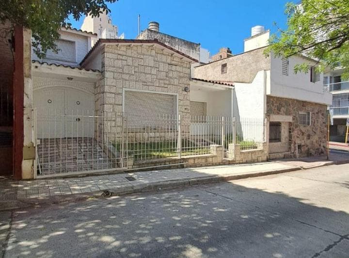 Casa Ubicada en El Parque de Las Tejas, Nueva Cba. - 4