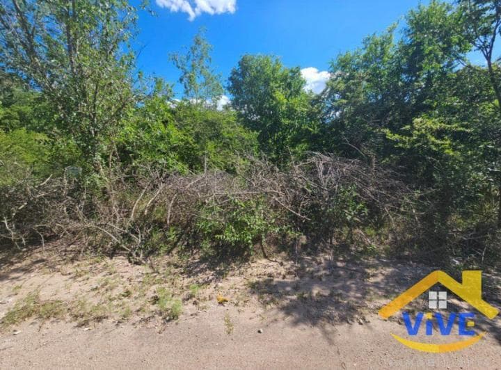 Terreno / Lote en Venta de 300 m² Ubicado en La Falda - 2