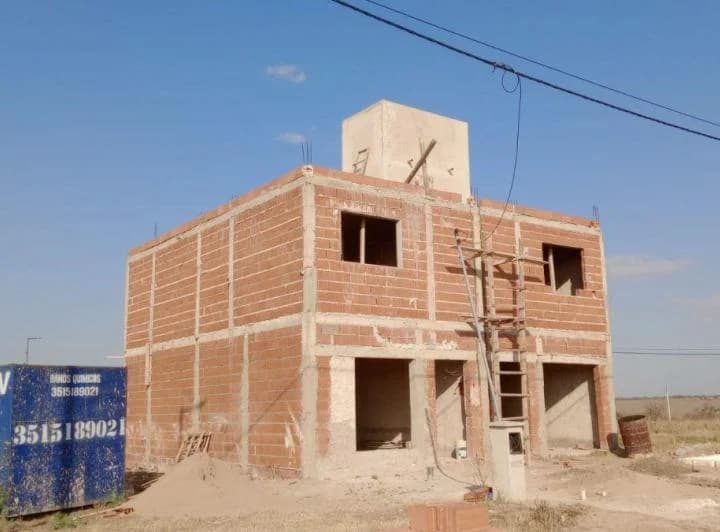 Dos PH de 90 m² Cada Uno con 2 Dorm. Sin Terminar, en Venta en La Ernestina - 5