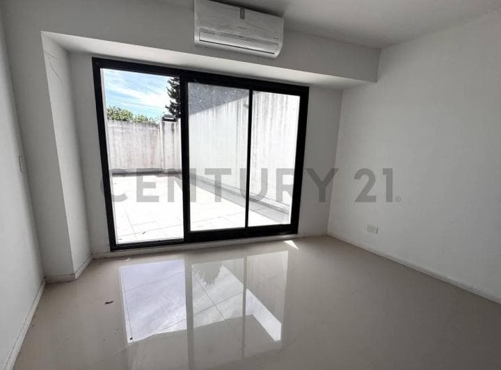Departamento Monoambiente con Patio a Estrenar - 5