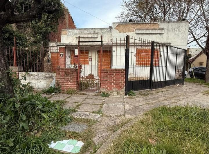 Venta Casa en Moron - 3