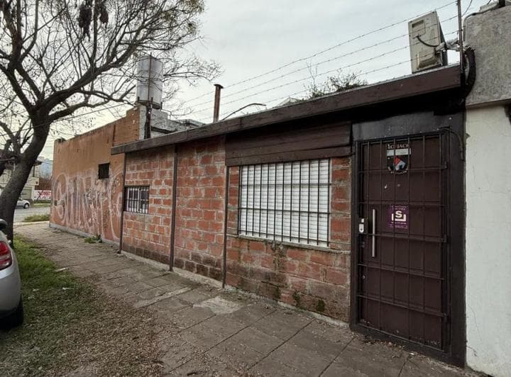 Venta Casa en Moron - 2
