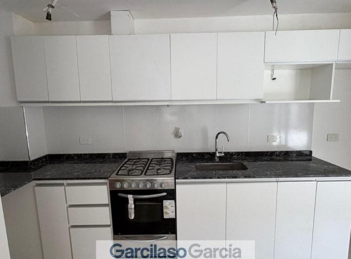 Departamento Dúplex en Venta en Luján, G. B. a. Zona Oeste, Argentina - 3