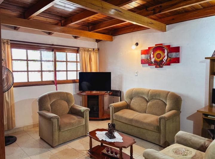 Propiedad de 2 Habitaciones y Patio en Barrio San Martín - 3