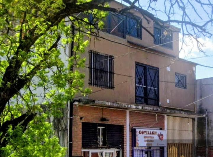 Venta Casa Quilmes Más 2 Departamentos y 2 Locales en Bloque - 2