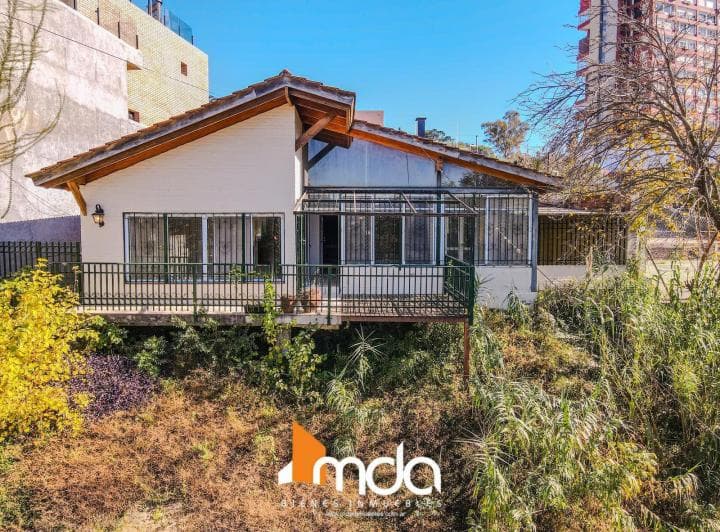 Casa con Vista Panorámica Al Lago San Roque, en Villa del Lago - 2
