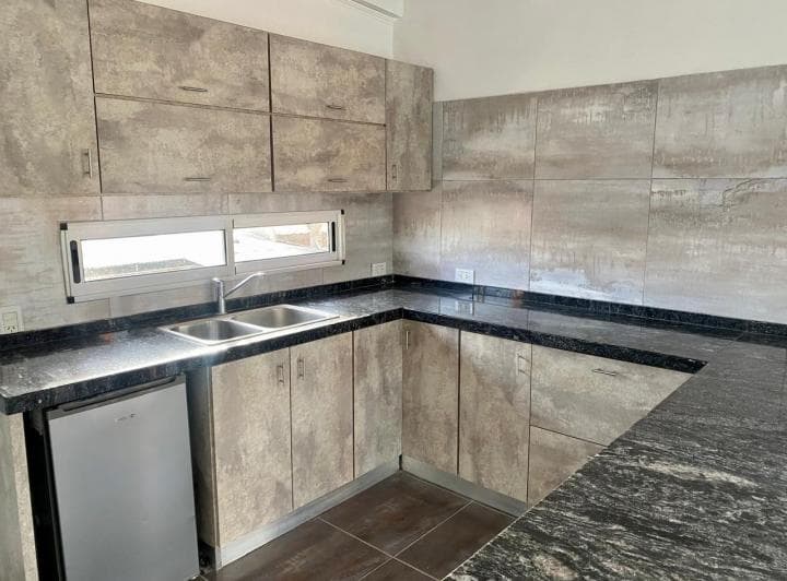 Oportunidad Departamento Monoambiente Local Comercial Galpon Tierra de Sueños 3 - 5