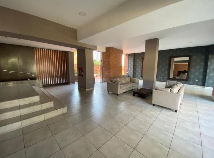 Departamento 4 Ambientes en Venta en Quilmes - 2