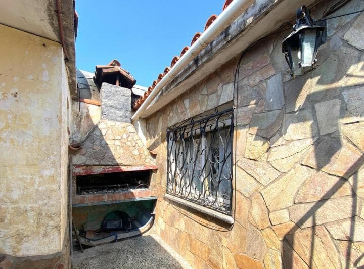Venta | Permuta - Casa Al Frente 2 Dorm. con Local Comercial - Fisherton, Rosario. - 3