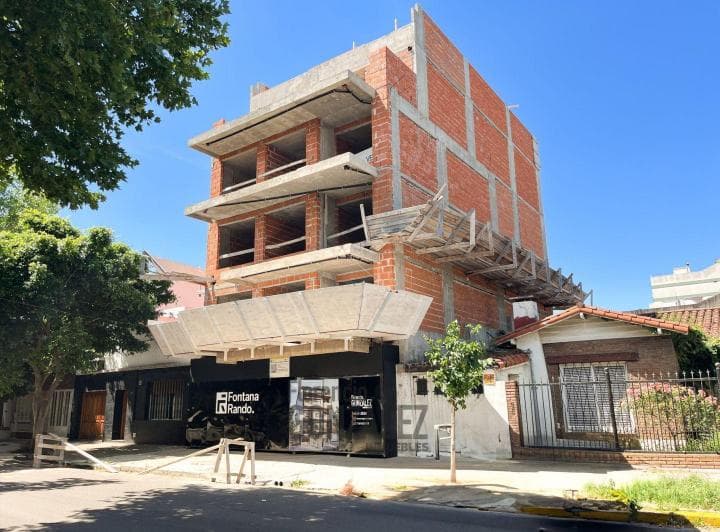 Venta de Depto 2 Ambientes en Liniers - 2