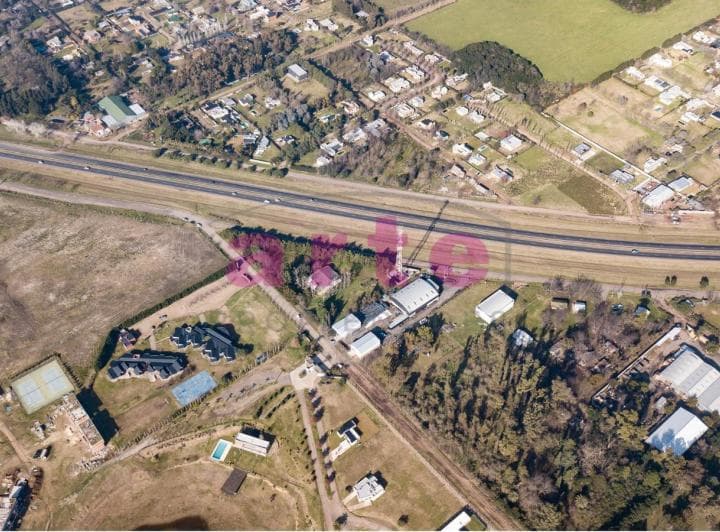 Terreno Central en Venta en Barrio Cerrado Los Juncos L22 - 5