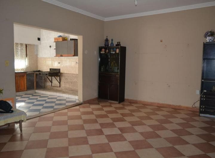 Vg Luminosa Casa en Venta de 6 Ambientes - 3