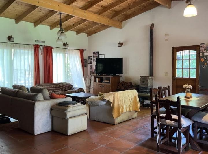 Casa en Venta 5 Ambientes 3 - 4 Dorm. Quincho Dependencia Quinta Loma Verde Escobar - 2