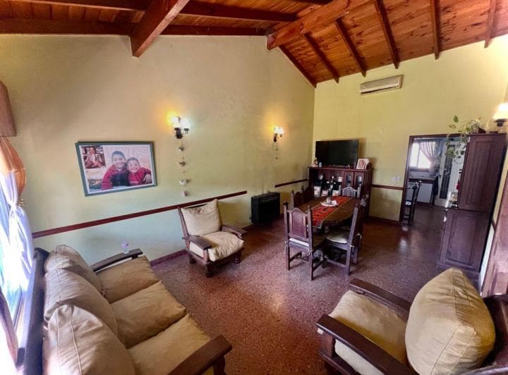 Casa 3 Ambientes + Piscina + Parrilla + Garaje Cubierto + Lavadero | Villa de Mayo - 2