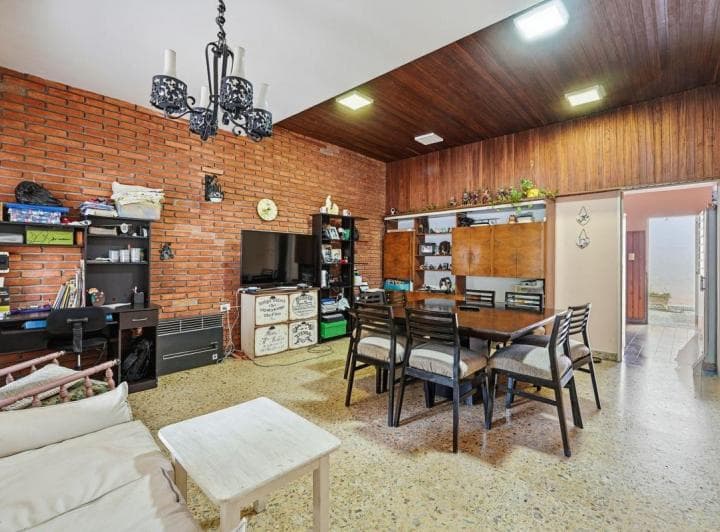 Chalet en Venta 3 Ambientes en Lomas del Mirador, Villa Insuperable - 3