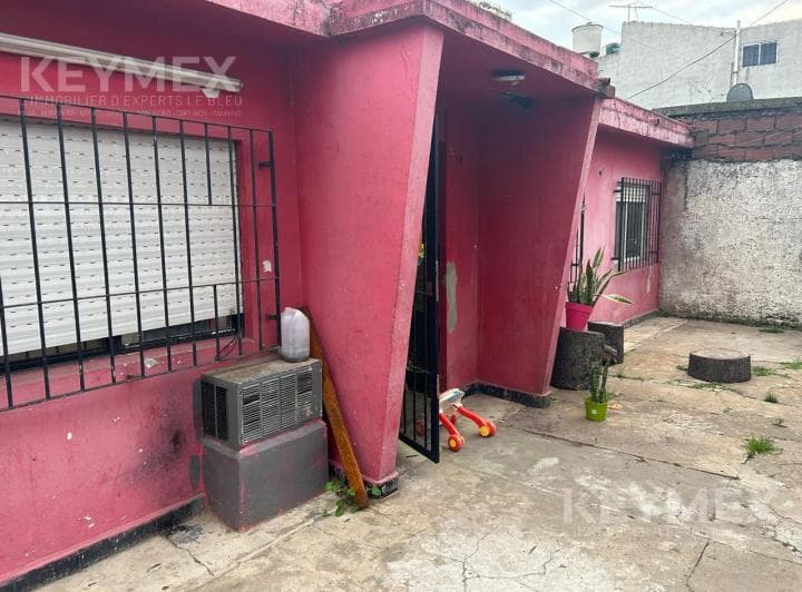 Venta de Casa en Barrio Vicente Lopez en Villa Celina - 2