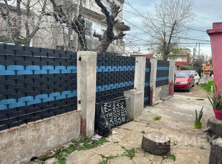 Venta de Casa en Barrio Vicente Lopez en Villa Celina - 3