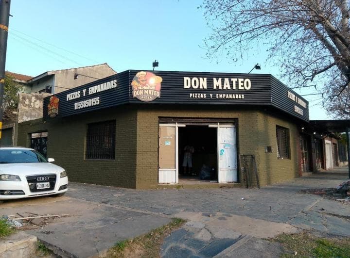Local Comercial en Esquina - 4