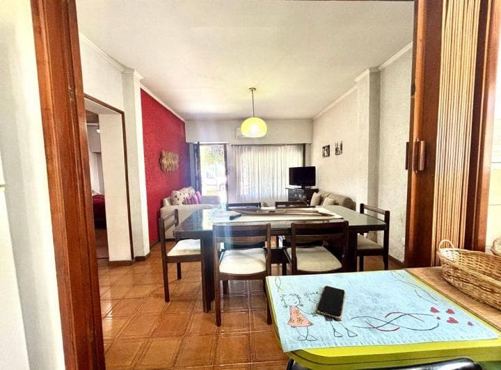 Casa en Venta en Temperley – 3 Ambientes con Jardín y Garage - 3