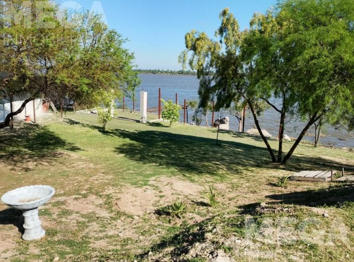 Hermoso Lote con Quincho a Orillas del Rio - 4
